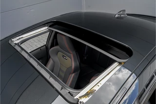 BMW M2 BMW M2 2-serie Coupé DCT Competition 411PK Shadow Schuifdak Leer 19