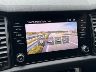 Škoda Kodiaq Skoda Kodiaq 1.5 TSI Sportline Automaat | Trekhaak uitklapbaar | Navigatiesysteem | Stoelverwarming | Stuurverwarming | Getint glas | Cruise control | 20 inch lichtmetalen velgen | Achteruitrijcamera | Parkeersensoren voor en achter - afbeelding nr 34