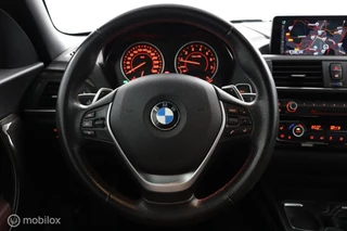 BMW 2 Serie BMW 2-serie Cabrio 220i Sport Aut8 184Pk | NL Auto | Bruin-leder | clima | 19-breed set | xenon | Trekhaak | M-stoelen | TOPSTAAT - afbeelding nr 13