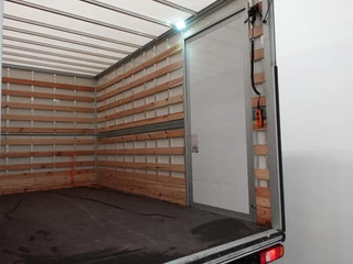 Iveco Daily Iveco Daily 40C18 3.0 180pk Automaat Bakwagen Laadklep 440x211x235 Airco Cruise control LED Navi Camera - afbeelding nr 30
