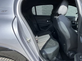 Peugeot 208 Peugeot 208 1.2 PureTech GT Pack AUT. | 1e eigenaar | dealer onderh. | adapt. cruise contr. camera | sportstoelen | apple carplay - afbeelding nr 19