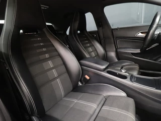 Mercedes-Benz CLA Mercedes-Benz CLA 180 Sport [GROOT NAVIGATIE, ZWARTE HEMEL, STOELVERWARMING, PDC V+A, HALF LEDER, CRUISE CONTROL, AIRCO, NIEUWSTAAT] - afbeelding nr 6