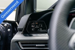 Volkswagen Golf Volkswagen Golf 2.0 TSI R 4Motion Performance Akrapovic HUD - afbeelding nr 55