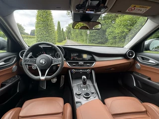 Alfa Romeo Giulia Alfa Romeo Giulia 2.0T Q4 Veloce, 19 inch, Performance!! - afbeelding nr 12