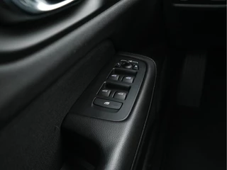Volvo V60 Volvo V60 2.0 T4 Aut. *FULL-LED | DIGI-COCKPIT | NAVI-FULLMAP | ECC | CRUISE | COMFORT-SEATS | LANE-ASSIST | CARPLAY | 18