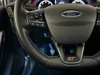 Ford Fiesta Ford Fiesta 1.5 EcoBoost ST-3 Performance Pano Recaro B&O CarPlay - afbeelding nr 32