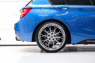 BMW 1 Serie BMW 1-serie 116i M Sport | Estoril blue | Alcantara | LED | M performance | unieke auto | NAP orig NL | Trekhaak | 19 inch | - afbeelding nr 9