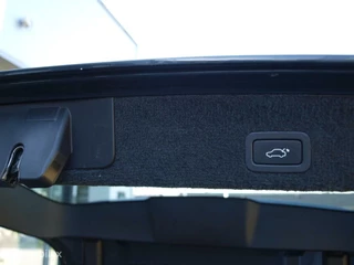Volvo V70 Volvo V70 2.4 D5 215 Schuifdak Leer Xenon Clima Elec stoel Pdc V+A - afbeelding nr 31