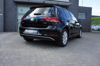 Volkswagen Golf Vw Golf 1.4 TSI Acc|Camera|CarPlay|Dodehoek|PrivacyGlas|Velg - afbeelding nr 16