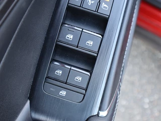 Nissan QASHQAI Nissan QASHQAI 1.3 MHEV X N-Connecta / Trekhaak / 360 Camera / Navigatie - afbeelding nr 25
