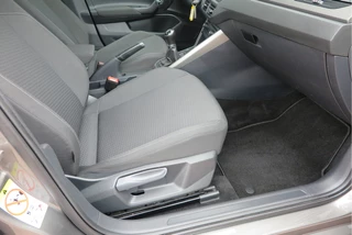 Volkswagen Polo Volkswagen Polo 1.0 TSI 95 PK Comfortline , Trekhaak , Stoelverwarming , Navigatie , Parkeersensoren , Climate control , 17