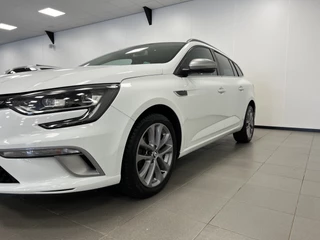 Renault Mégane Estate Renault Mégane Estate 1.2 TCe GT-Line 155PK / Trekh. / Stoelverw. / - afbeelding nr 32