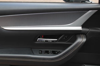 Mazda CX-60 Mazda CX-60 2.5 e-SkyActiv PHEV Homura / Trekhaak / Panoramadak / 360Camera / Head-up / Leder / Keyless / 20'' / Dodehoek / DAB / Navigatie / Stoelverwarming / ACC - afbeelding nr 28