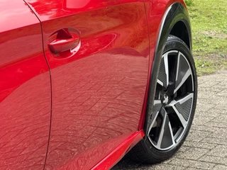 Peugeot 208 Peugeot 208 1.2 PureTech GT-Line 130pk Automaat - Rouge Elixer - Carplay/3D Dash/LED pakket - afbeelding nr 6