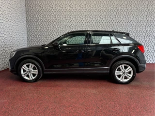Audi Q2 Audi Q2 35 TFSI 1.5 ✅NIEUW MODEL✅ S EDITION 150PK VIR.COCKPIT ELEK.KLEP TOUCHSCREEN CARPLAY NAVI CAMERA MATRIX LED STOELVERW. PDC KEYLESS 11/2024 