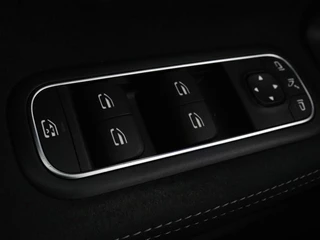 Mercedes-Benz A-Klasse Mercedes-Benz A-klasse 250 e AMG Line | Widescreen | Camera |  Sfeerverlichting | Stoelverwarming | Full-LED | Navigatie | DAB+ | Cruise control - afbeelding nr 33