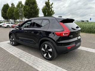 Volvo EX40 Volvo EX40 Single Motor Core 70 kWh | Privacy Glas | 19 Inch Diamond Cut Velgen | Nieuw uit voorraad | - afbeelding nr 15