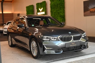BMW 3 Serie BMW 3-serie Touring 320i High Executive Edition - Adaptive Cruise Control - Memory - Panoramadak - El. Trekhaak - Dashboard Leder - afbeelding nr 18