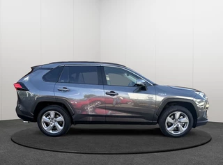 Toyota RAV4 Toyota RAV4 2.5 Hybrid Dynamic: SUV met Klasse & Karakter! - afbeelding nr 32