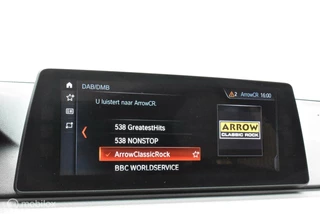 BMW 5 Serie BMW 520i Touring M-Sport Bluestone Pano Comfortstoel 360°Camera HUD Leder HiFi Adaptive LED 19