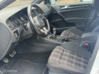Volkswagen Golf Volkswagen Golf 2.0 TSI GTI NAVIGATIE/XENON/LED/AIRCO - afbeelding nr 11
