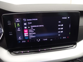 Škoda Octavia Škoda Octavia Combi 1.0 TSI Business Edition TREKHAAK / CARPLAY / SFEERVERLICHTING / NAVI / CLIMA / PDC / BLUETOOTH / CRUISE / NL-AUTO - afbeelding nr 8