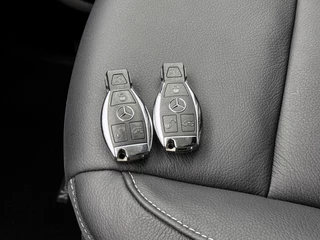 Mercedes-Benz V-Klasse Mercedes-Benz V-Klasse 300d Extra Lang Avantgarde Edition L3 Enkele Cabine Burmester Audio 360 Graden Camera Leder Adaptieve Cruise Control Elektrische Schuifdeuren/ Achterklep - afbeelding nr 35
