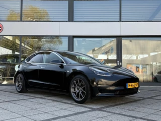 Tesla Model 3 Tesla Model 3 Long Range AWD Dual | Autopilot | Panorama | Trekhaak | - afbeelding nr 2
