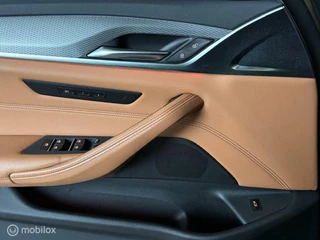 BMW 5 Serie BMW 5-serie 530i High Executive M pakket 252 PK Full leder - afbeelding nr 11