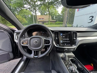 Volvo V60 Volvo V60 2.0 T6 Recharge AWD R-Design R-Design/Airco/Lichtmetalen velgen/Stoelverw. - afbeelding nr 13
