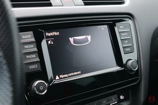 Škoda Octavia Skoda Octavia Combi 2.0 TSI RS DSG 220 PK / 1e eig / Stoelverwarming / Cruise / Xenon - afbeelding nr 30