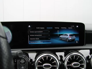 Mercedes-Benz A-Klasse Mercedes-Benz A-Klasse A35 AMG 306pk 4MATIC | Pano | Burmester - afbeelding nr 29