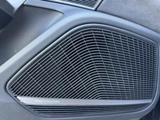 Audi A4 Audi A4 Avant 35 TFSI S-line Automaat | Panoramadak | Leer/alcantara bekleding | Elektrisch verstelbare bestuurdersstoel | LED verlichting | Bang&Olufsen audio | Apple CarPlay | Parkeersensoren voor en achter - afbeelding nr 15