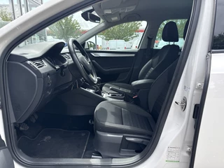 Škoda Octavia Škoda Octavia Combi 1.0 TSI Ambition Business | NL-auto | Navi | Carplay | Clima | PDC | BTW - afbeelding nr 9