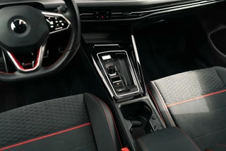 Volkswagen Golf Volkswagen Golf 2.0 TSI GTI Clubsport Pano HK DSG LED - afbeelding nr 20