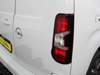 Opel Combo Opel Combo 1.5 BlueHDi 130 S&S L2 Automaat Apple Carplay / Android Auto Navigatie Trekhaak Airco Camera Cruise Control Parkeersensoren V+A DAB - afbeelding nr 7