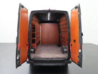 Volkswagen Crafter Volkswagen Crafter 2.0TDI 140PK DSG Automaat L4H3 Highline | Navigatie | Camera | Airco | Cruise | Betimmering - afbeelding nr 4