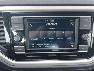 Volkswagen T-Roc Volkswagen T-Roc Cabrio 1.5 TSI Style Automaat, Carplay/Audio/Navigatie, stoelverwarming, - afbeelding nr 13