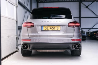Porsche Cayenne Porsche Cayenne 3.0 S E-Hybrid 416 pk | NL auto NAP | Rijklaarprijs | Bose | Panoramadak | 21 inch | Meteorgrey | - afbeelding nr 58