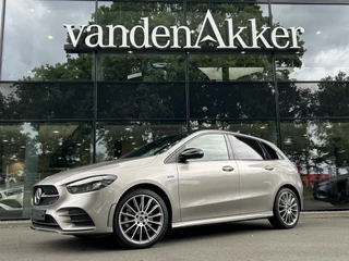 Mercedes-Benz B-Klasse Mercedes-Benz B-Klasse 250e AMG // Trekhaak // Panoramadak // Stoelkoeling // Distronic // Leder // Memory // Keyless // Elek. Achterklep - afbeelding nr 12