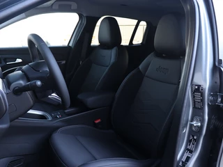 Jeep Avenger Jeep Avenger Summit 54kWh | Infotainment | Winter | Warmtepomp | 18