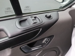 Ford Transit Custom | Navigatie | Airco | Cruise | 3-Persoons - afbeelding nr 8
