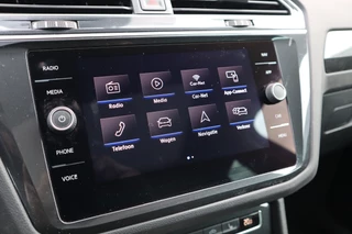 Volkswagen Tiguan Pano / Trekhaak / Massage Stoel / LED / Stoelverwarming / Camera / - afbeelding nr 24