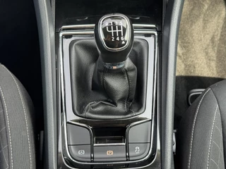 Škoda Karoq Skoda KAROQ 1.0 TSI Style Camera Clima Cruise Trekhaak Inductie laden Navigatie Keyless - afbeelding nr 44