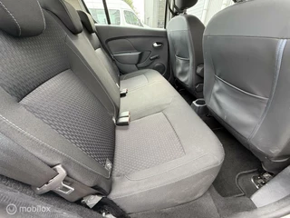 Dacia Sandero Dacia Sandero 0.9 TCe Laureate 2017 / Airco / Navigatie / DAB / Dealeronderhouden NAP - afbeelding nr 12