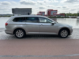 Volkswagen Passat Volkswagen Passat Variant 1.4 TSI ACT Connected Series Aut Navi ECC Pano Trekhaak - afbeelding nr 60