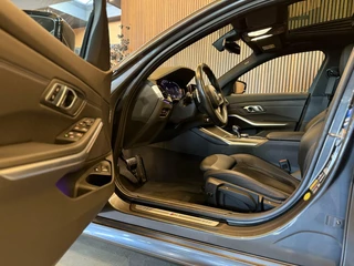 BMW 3 Serie BMW 3-serie Touring 330e xDrive High Executive - afbeelding nr 25