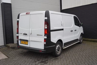 Renault Trafic - Airco - Cruise - Navi - € 12.900 - Excl. - afbeelding nr 2