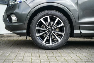 Ford Kuga Ford Kuga 1.5 EcoBoost ST Line PANO / CAMERA / STUURVERWARMING - afbeelding nr 10