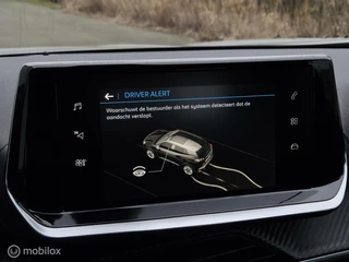 Peugeot 2008 PEUGEOT 2008 1.2 PURETECH AUTOMAAT/CAMERA/FULL LED/KEYLESS/CARPLAY/LANE ASSIST/16''LMV - afbeelding nr 20